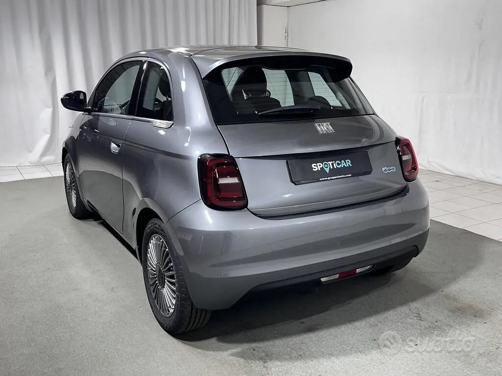 Fiat 500 2024 photo 3