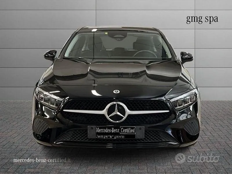 Mercedes-Benz Claسة A 2023 photo 3