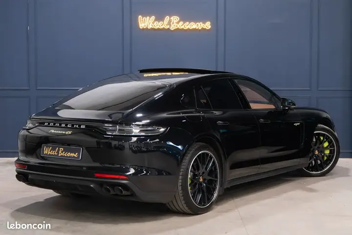 Porsche Panamera 2020 photo 2