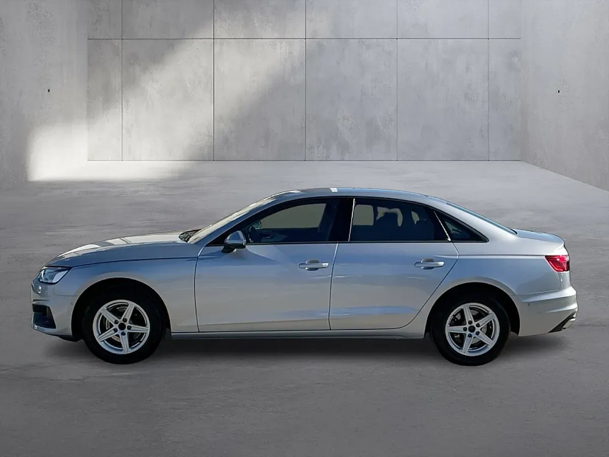 Audi A4 2024 photo 3