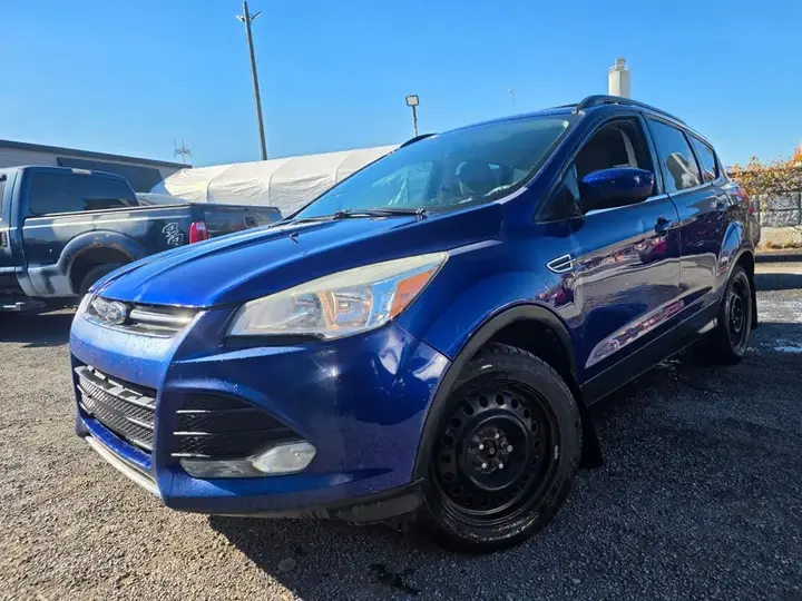Ford Escape 2013 photo 2