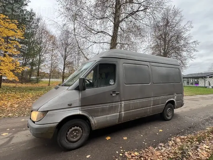 Mercedes-Benz Sprinter 2006 photo 2