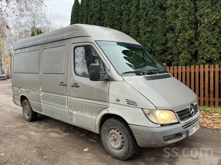 Mercedes-Benz Sprinter