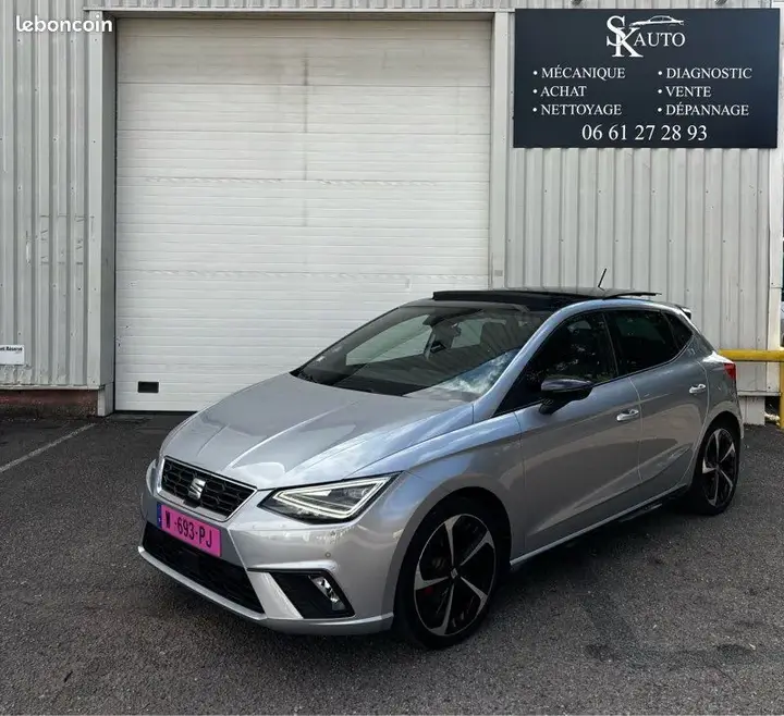 Seat Ibiza 2022 photo 2