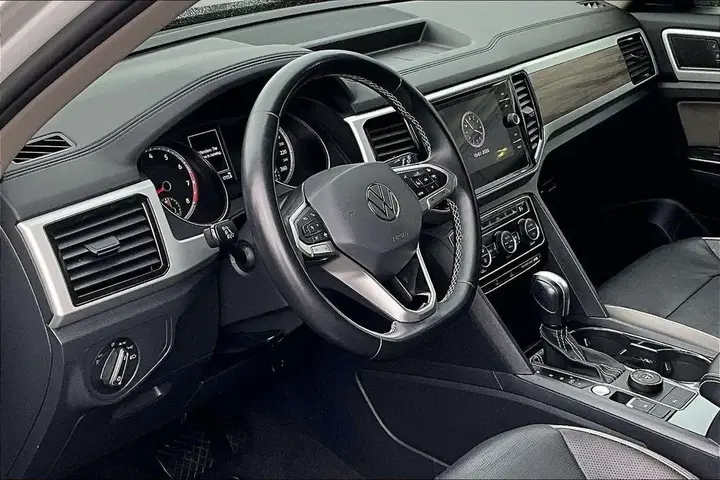 Volkswagen Atlas 2021 photo 2