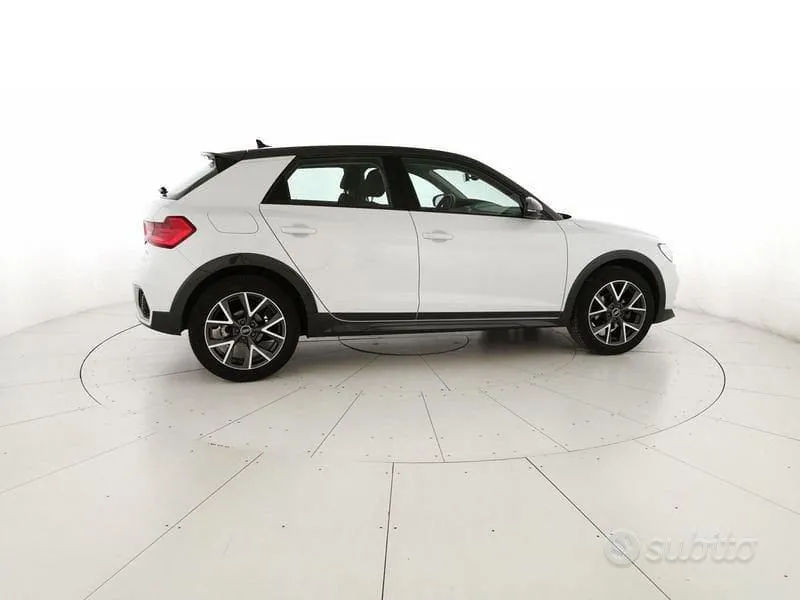 Audi A1 2023 photo 4