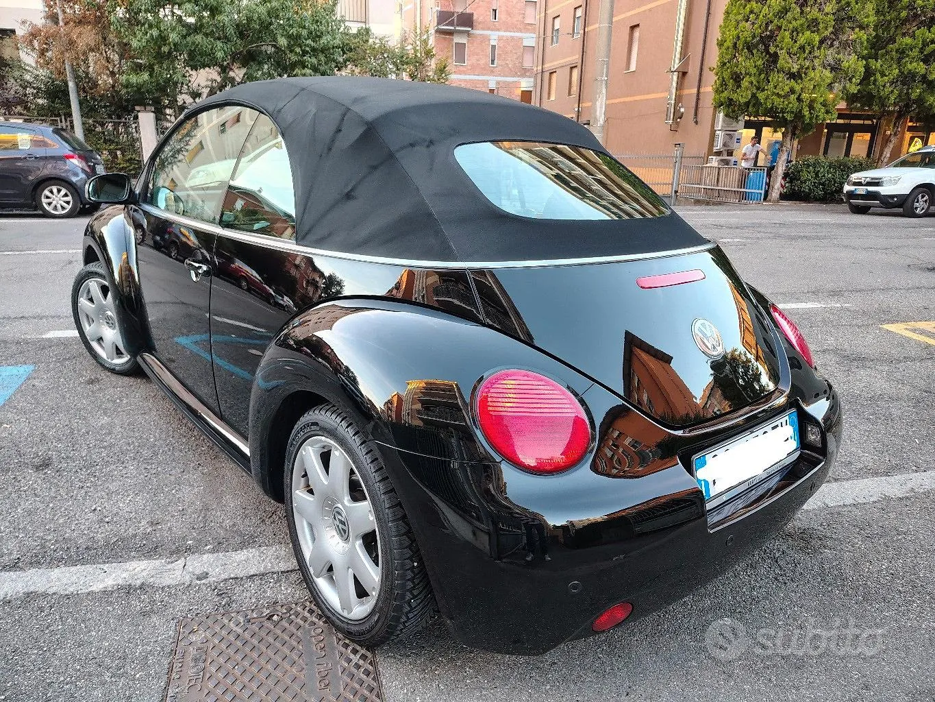 Volkswagen Beetle Cabrio 2003 photo 2