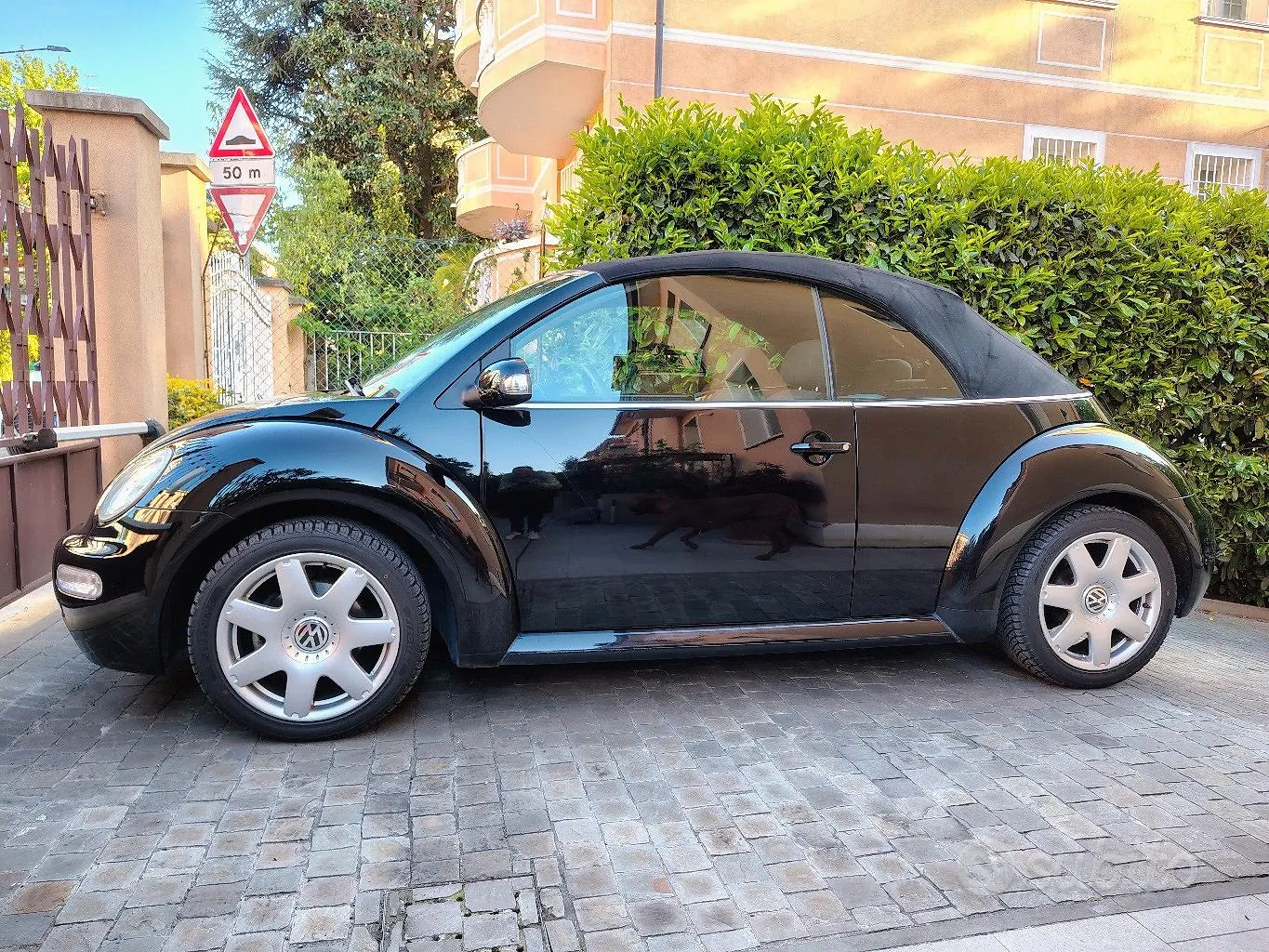 Volkswagen Beetle Cabrio 2003 photo 3