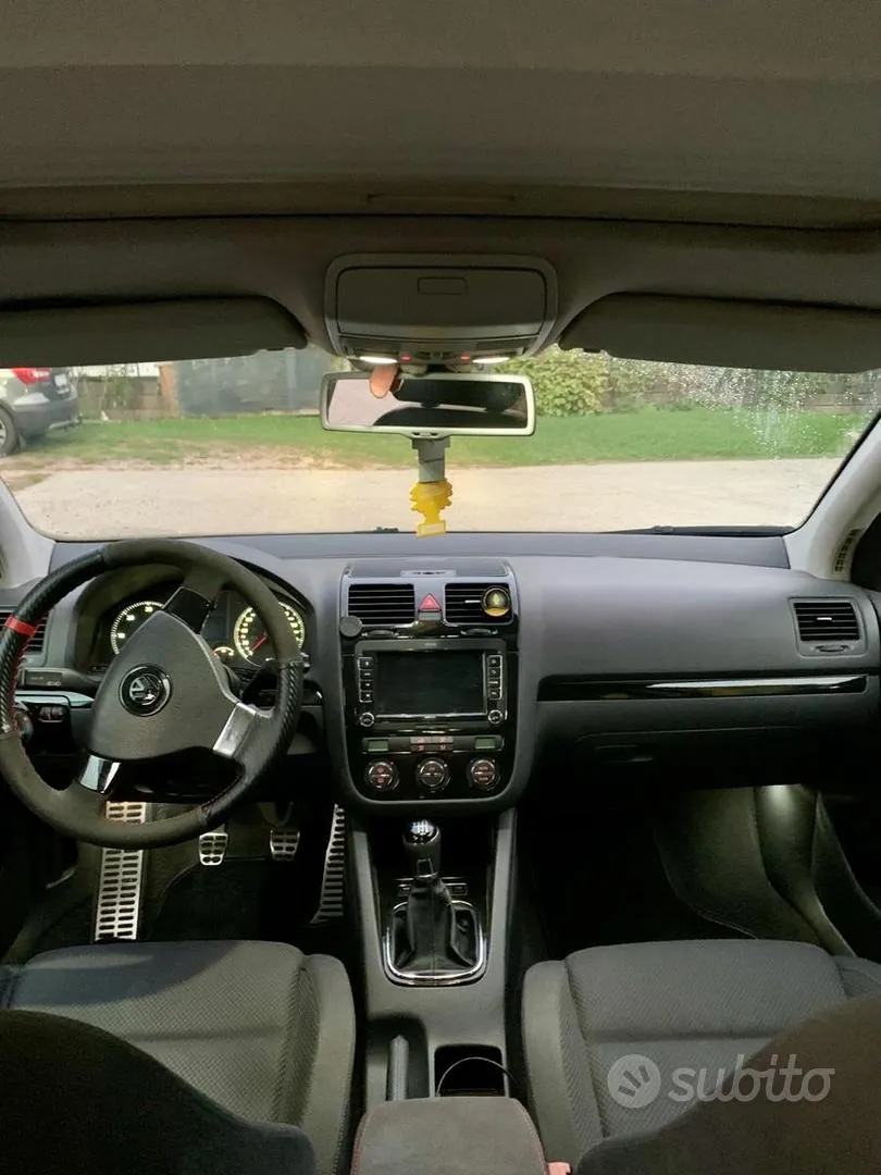 Volkswagen Golf 2004 photo 4