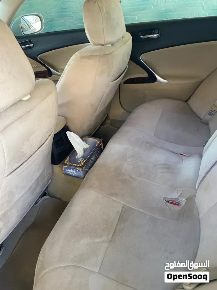 Lexus Is 300 2008 photo 4