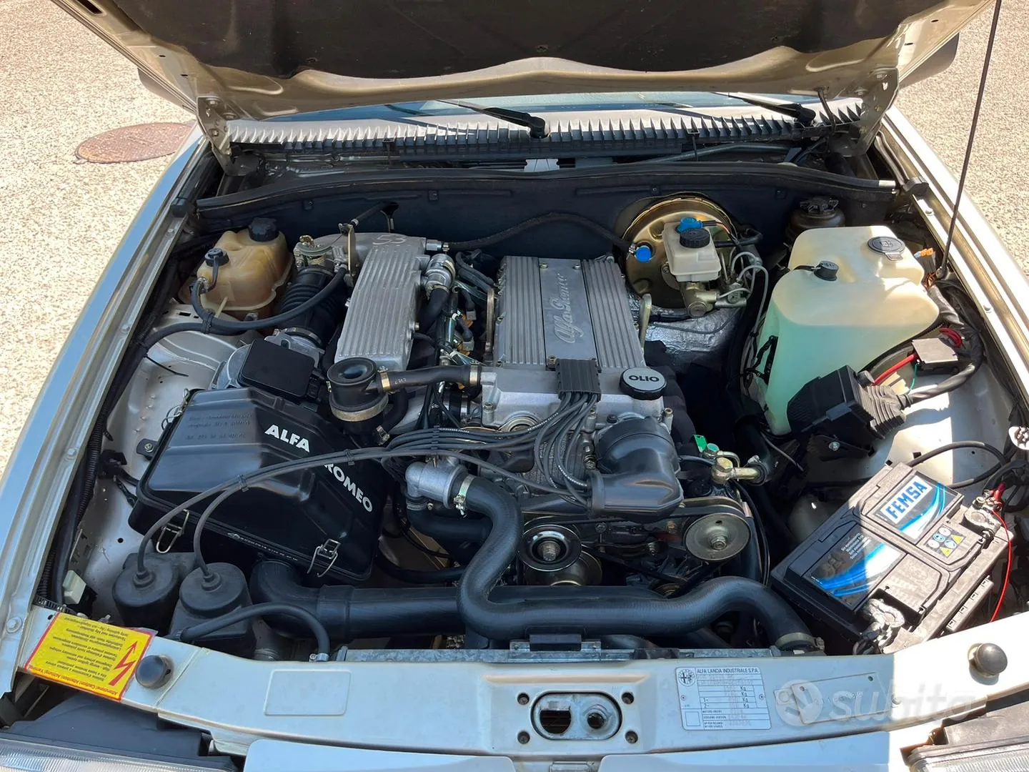 Alfa Romeo 75 1991 photo 5