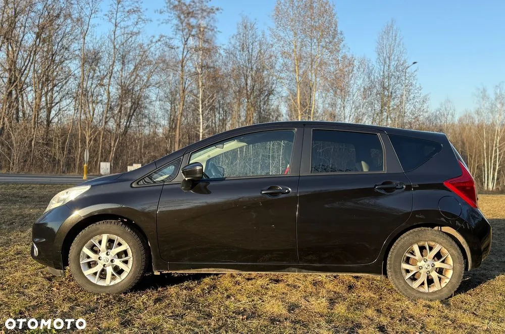 Nissan Note 2014 photo 4