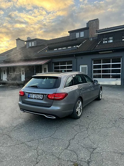 Mercedes-Benz C180 2014 photo 3