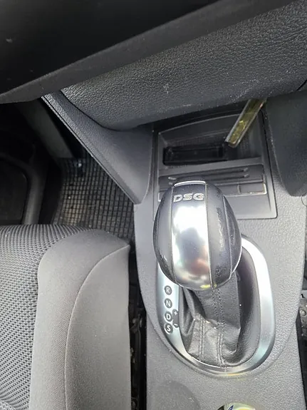 Volkswagen Touran 2013 photo 5