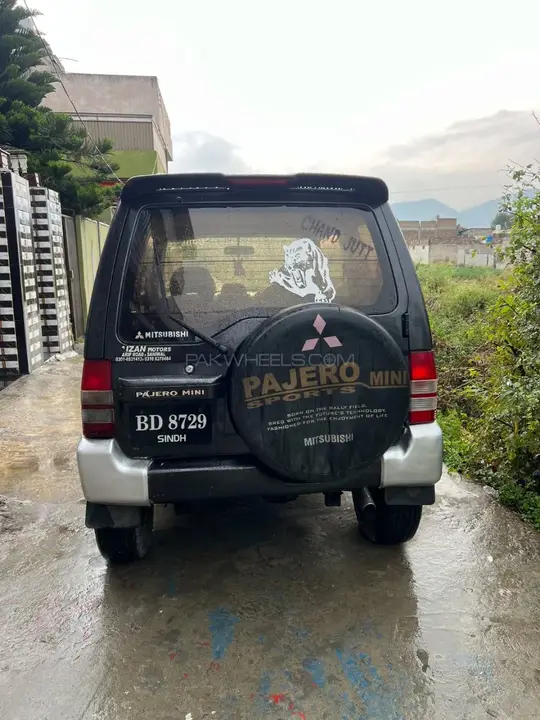 Mitsubishi Pajero Mini