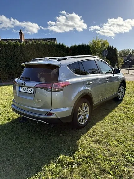 Toyota Rav4 2018 photo 2