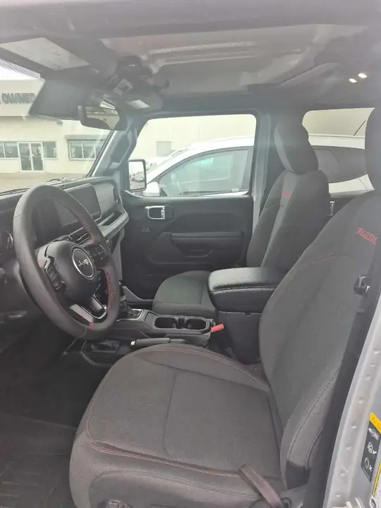 Jeep Wrangler 2024 photo 5