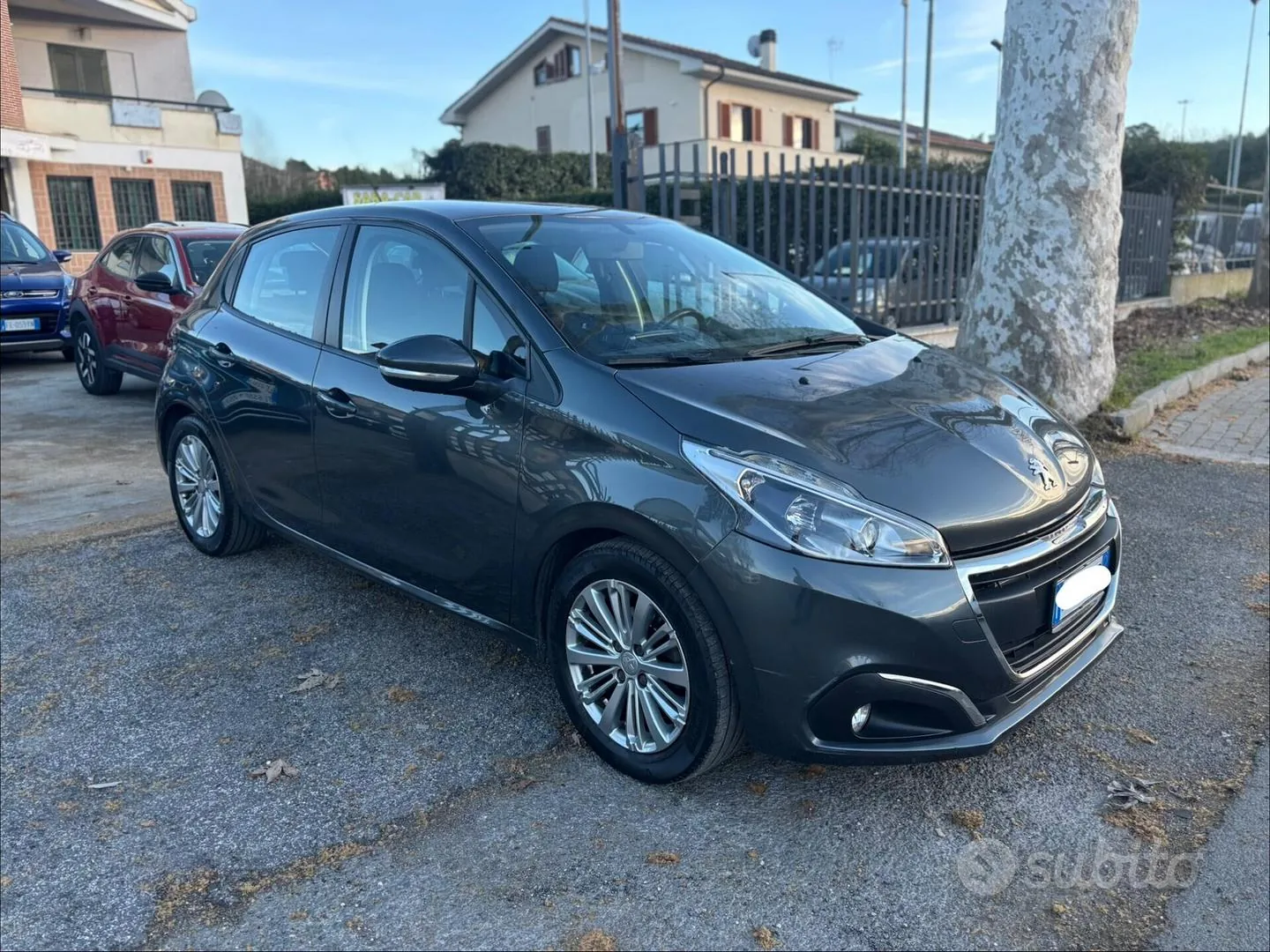 Peugeot 208 2017 photo 3