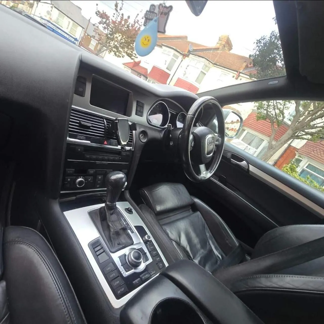 Audi Q7 2007 photo 4