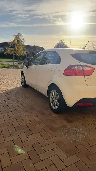 Kia Rio 2013 photo 2