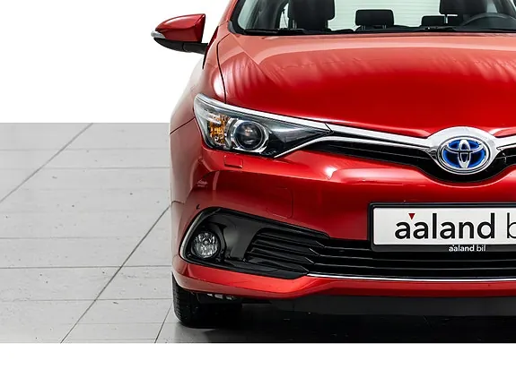 Toyota Auris 2016 photo 4