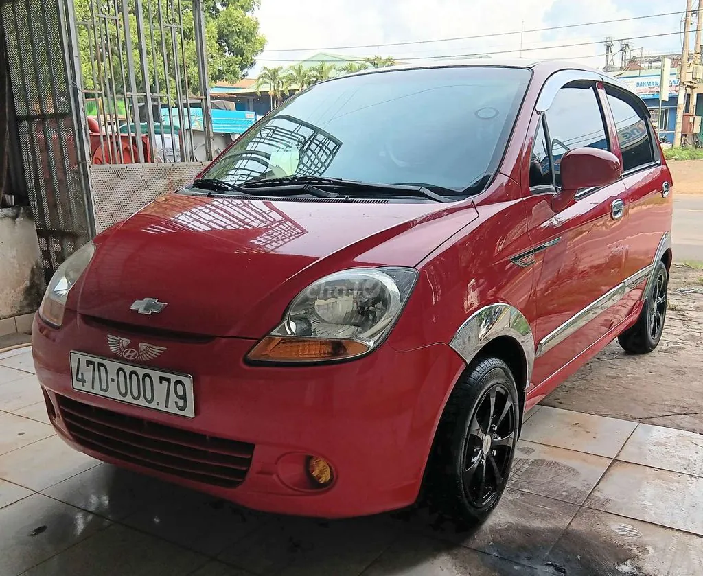 Chevrolet Spark 2011 photo 2