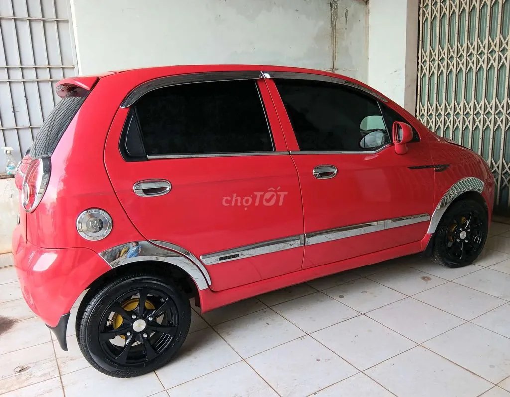 Chevrolet Spark 2011 photo 3