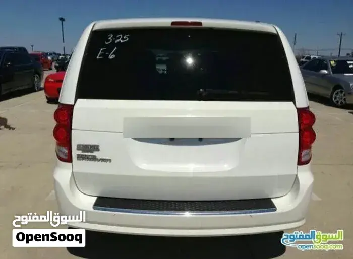 Dodge Caravan 2012 photo 4