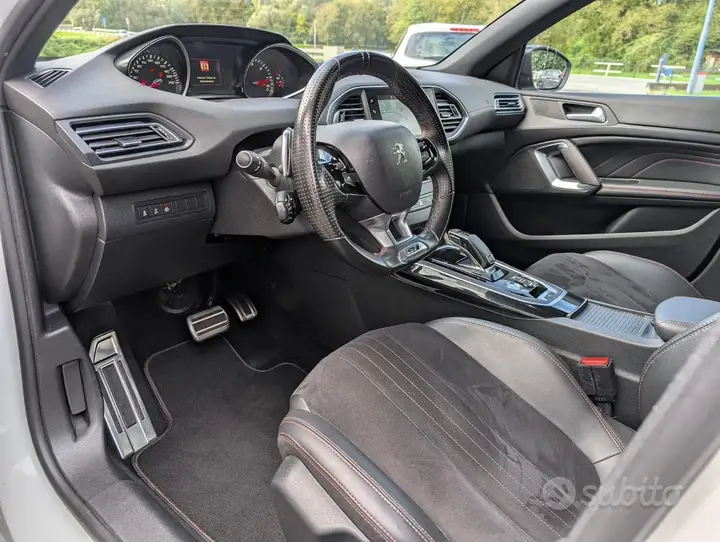 Peugeot 308 2019 photo 5