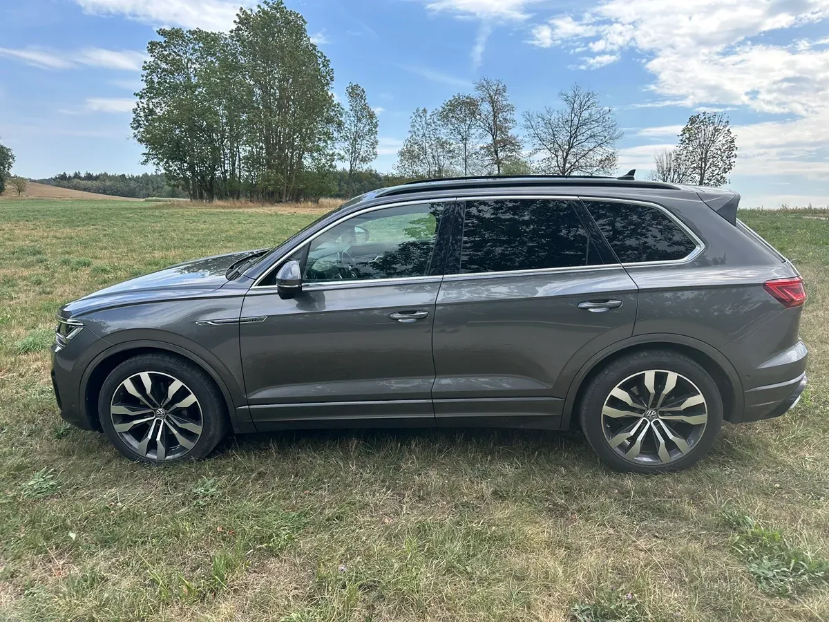 Volkswagen Touareg 2018 photo 2