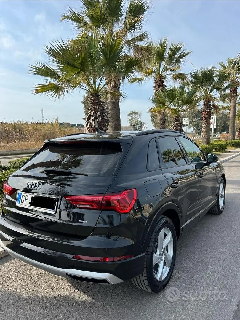 Audi Q3 2019 photo 2