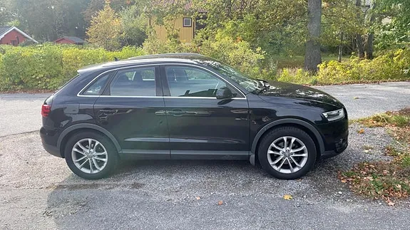 Audi Q3 2012 photo 4