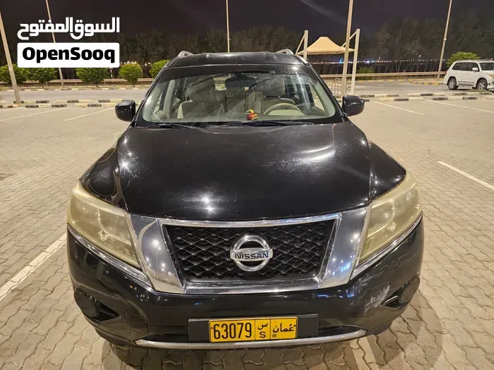 Nissan Pathfinder 2014 photo 2