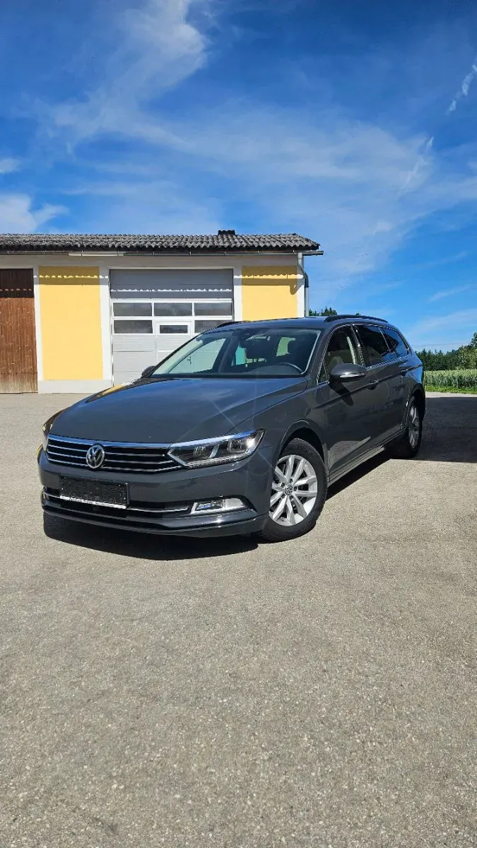 Volkswagen Passat 2018 photo 2