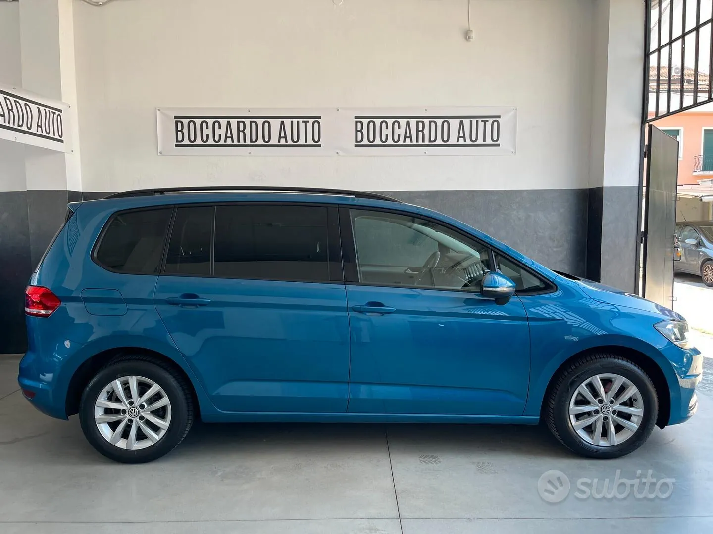 Volkswagen Touran 2016 photo 3