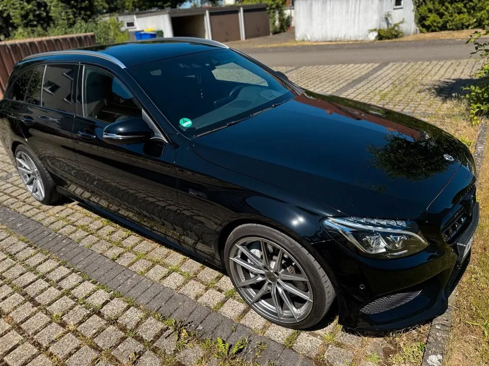 Mercedes-Benz C43