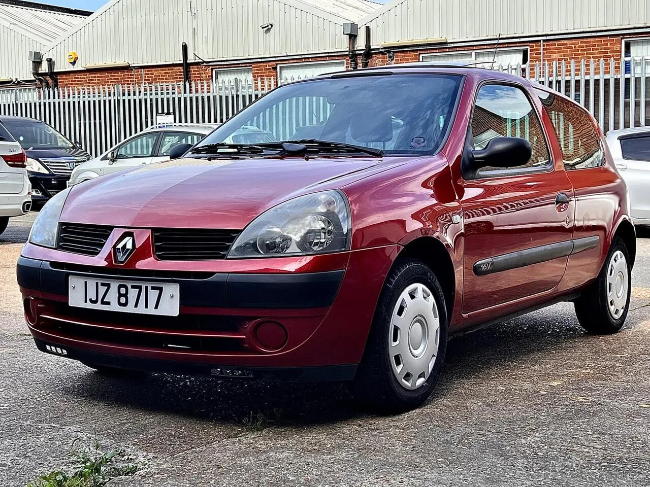 Renault Clio 2004 photo 5