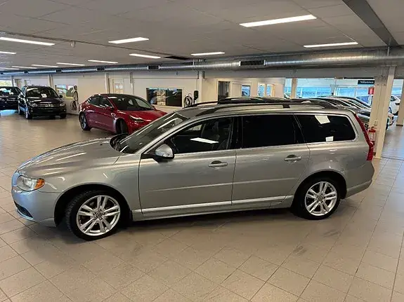 Volvo V70 2011 photo 4