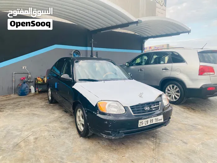 Hyundai Verna 2002 photo 5