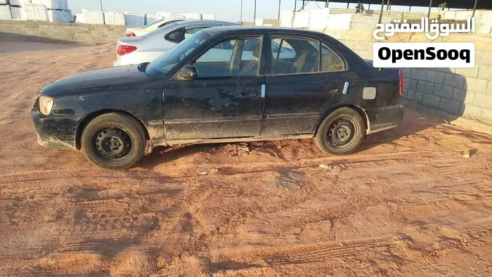 Hyundai Verna 2002 photo 3