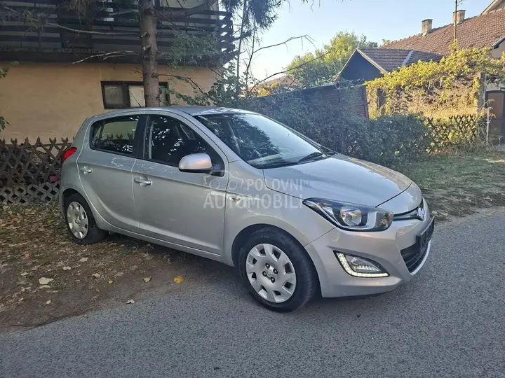 Hyundai I20 2013 photo 4