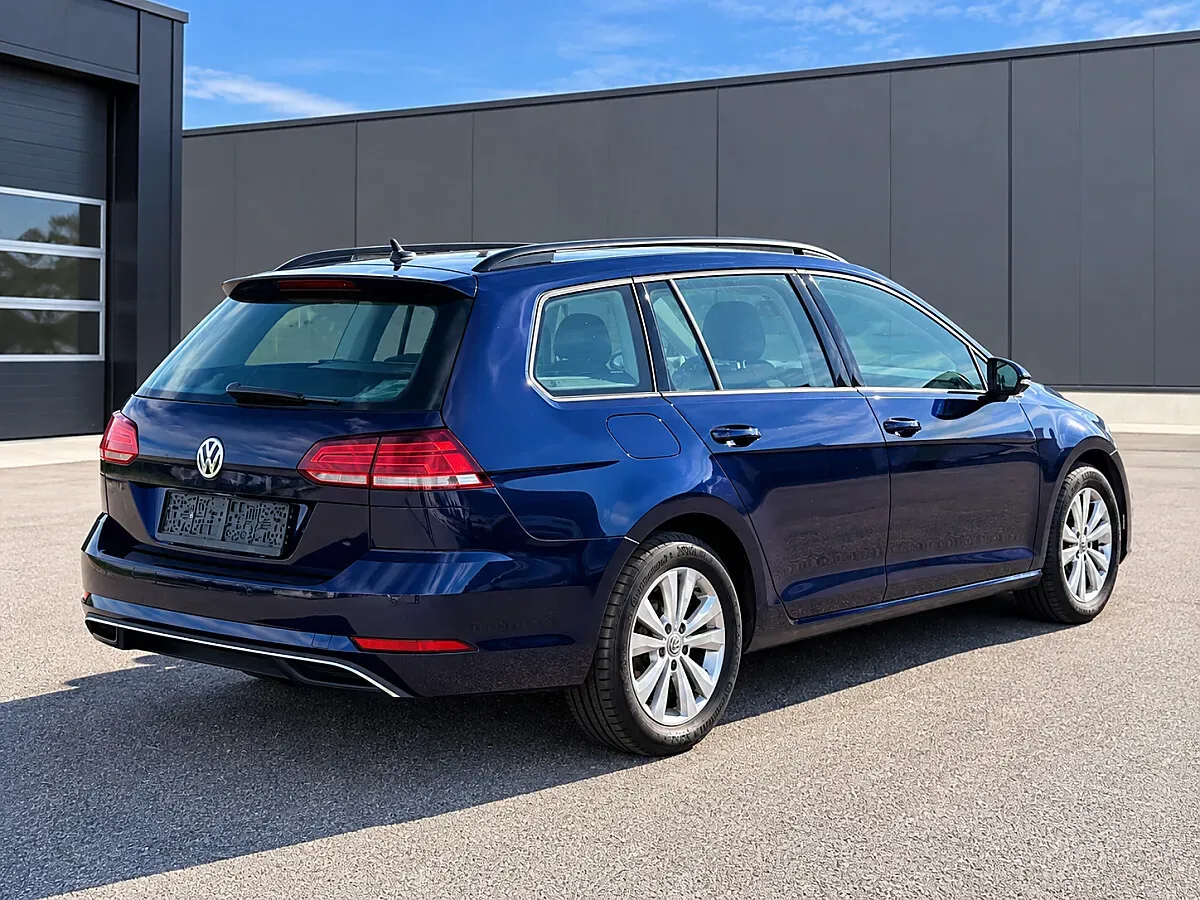 Volkswagen Golf 2020 photo 2