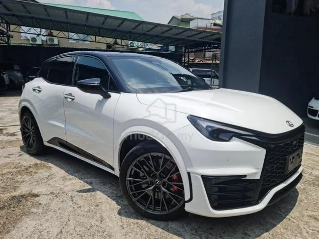 Lexus Lbx