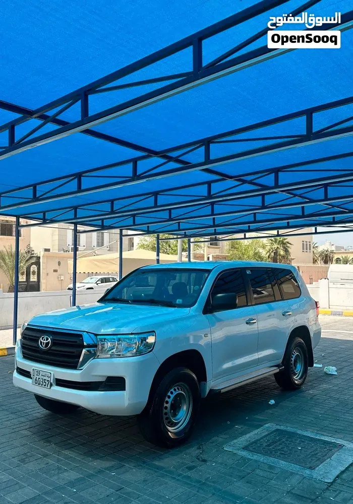 Toyota Land Cruiser 2018 photo 5