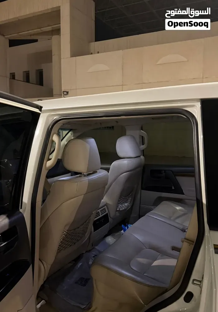 Toyota Land Cruiser 2018 photo 3