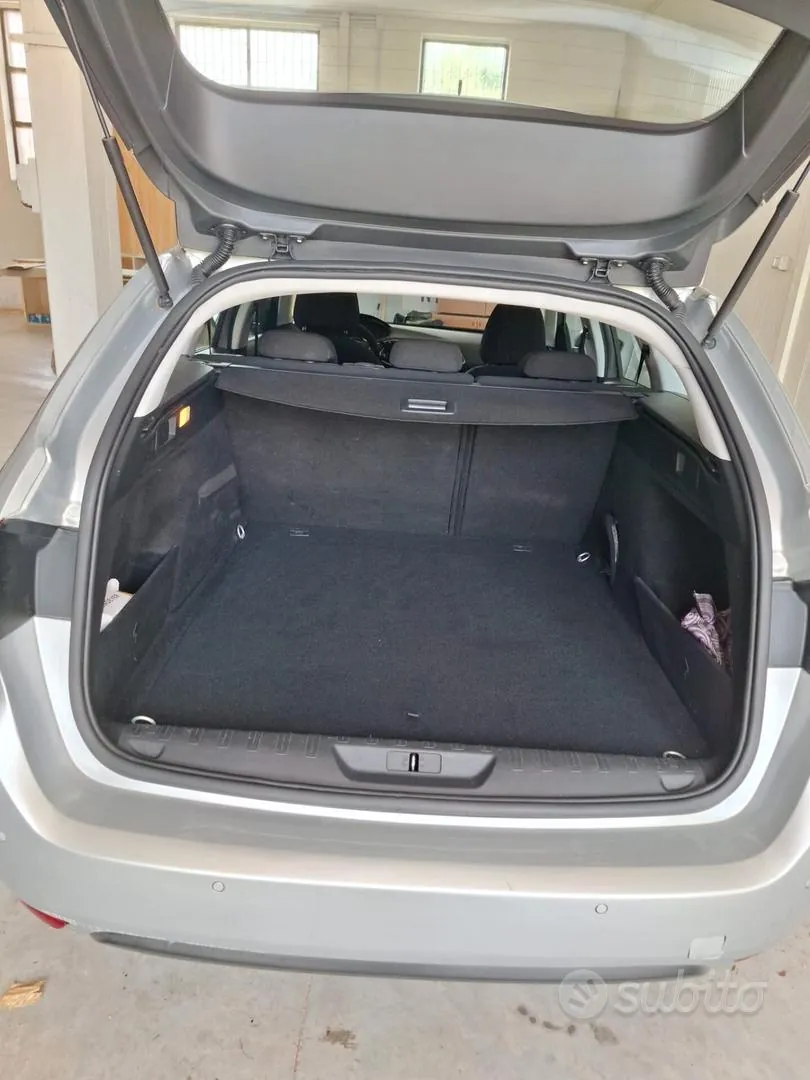 Peugeot 3008 2015 photo 2