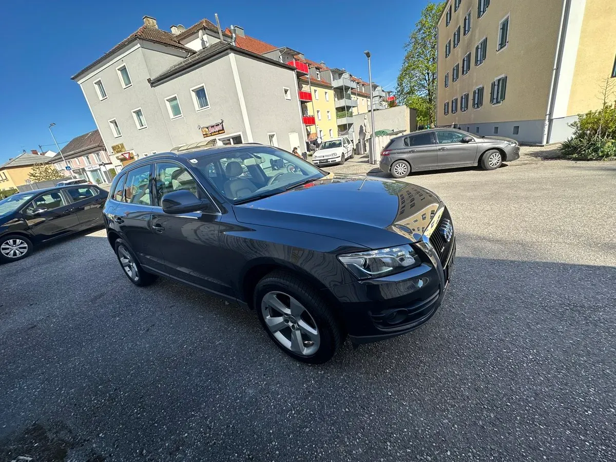 Audi Q5 2011 photo 2