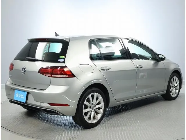 Volkswagen Golf photo 4
