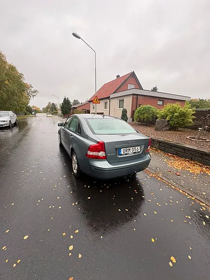 Volvo S40 2004 photo 2
