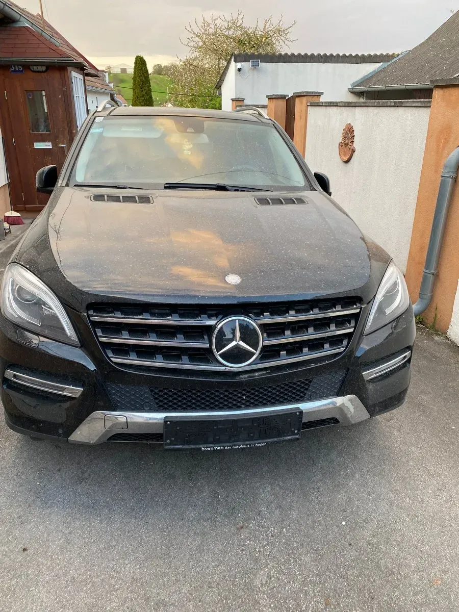 Mercedes-Benz M-Class